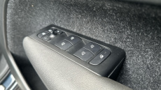 Volvo Xc40 2.0 B4P Inscription Pro 5dr Auto Petrol Estate